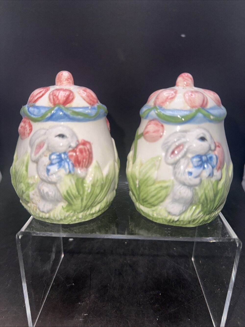 Vintage Bunny Rabbit Salt Pepper Shakers Tulip Flowers Easter Spring Decor